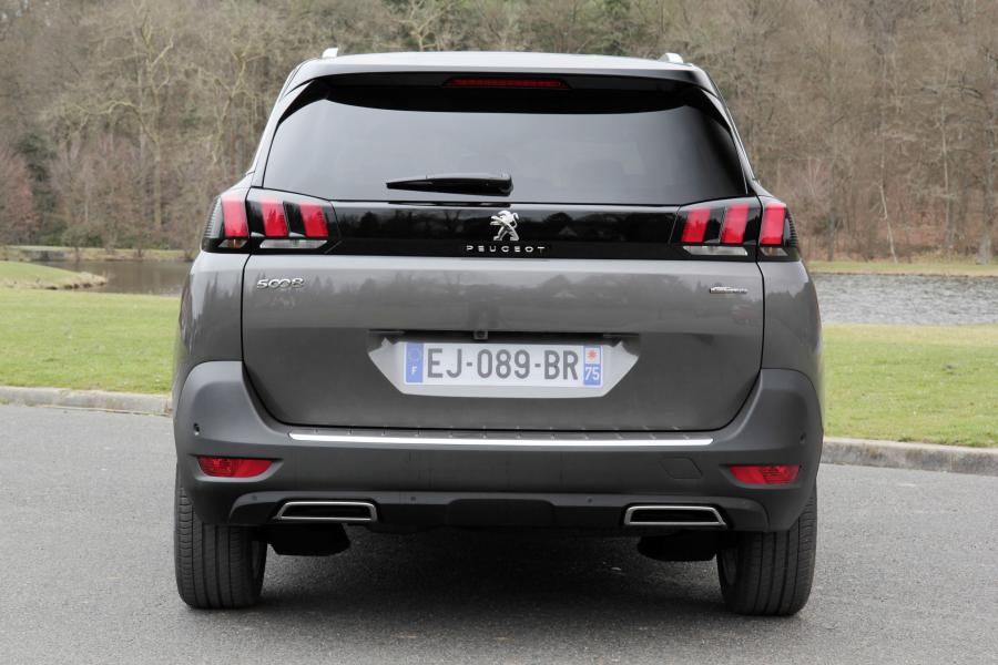  Peugeot 5008 GT Line 2016 года  (WW) (фото 17 из 35)